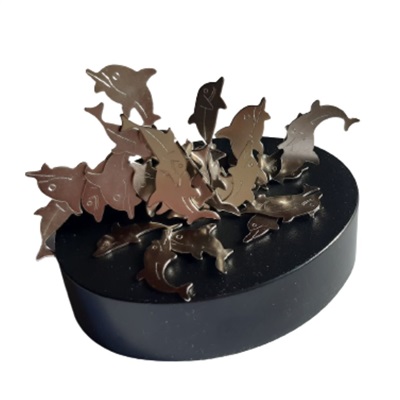 Delfiner på kraftig magnet